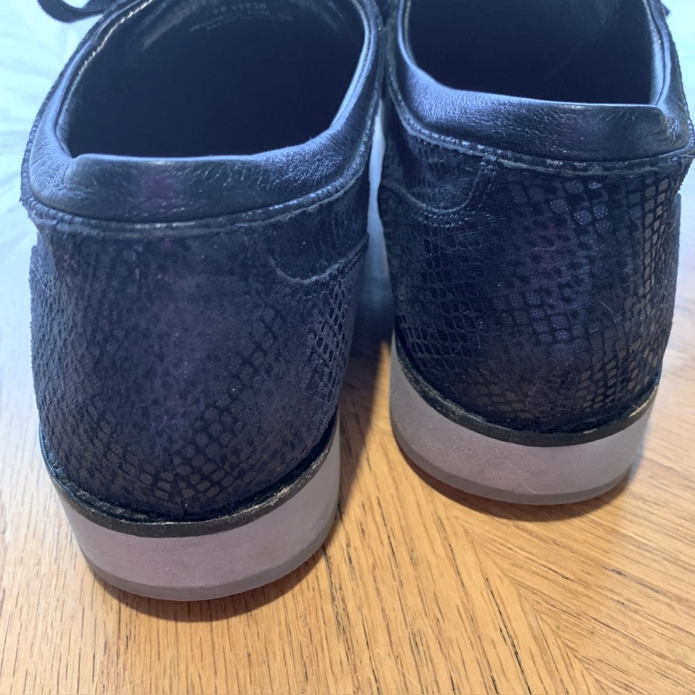 Johnston & Murphy lace up Loafers - Picture 4 of 7